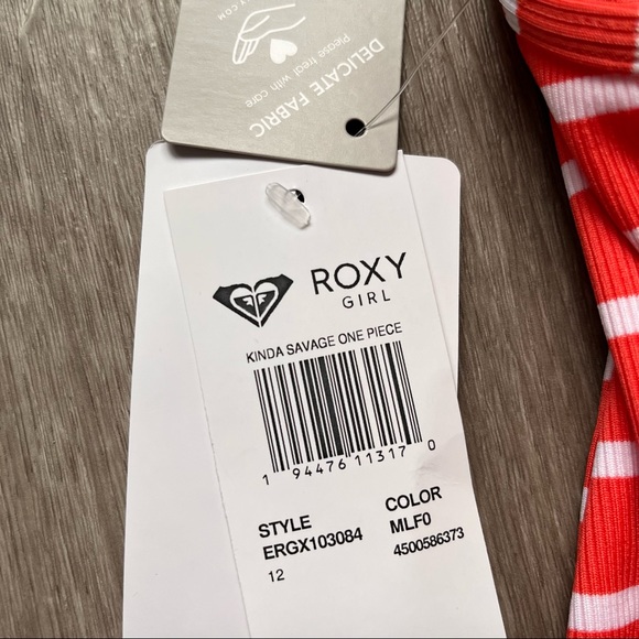 ROXY• Girls Kinda Savage One Piece Swimsuit - Picture 7 of 11